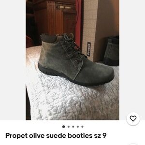 Propet booties green sz 9